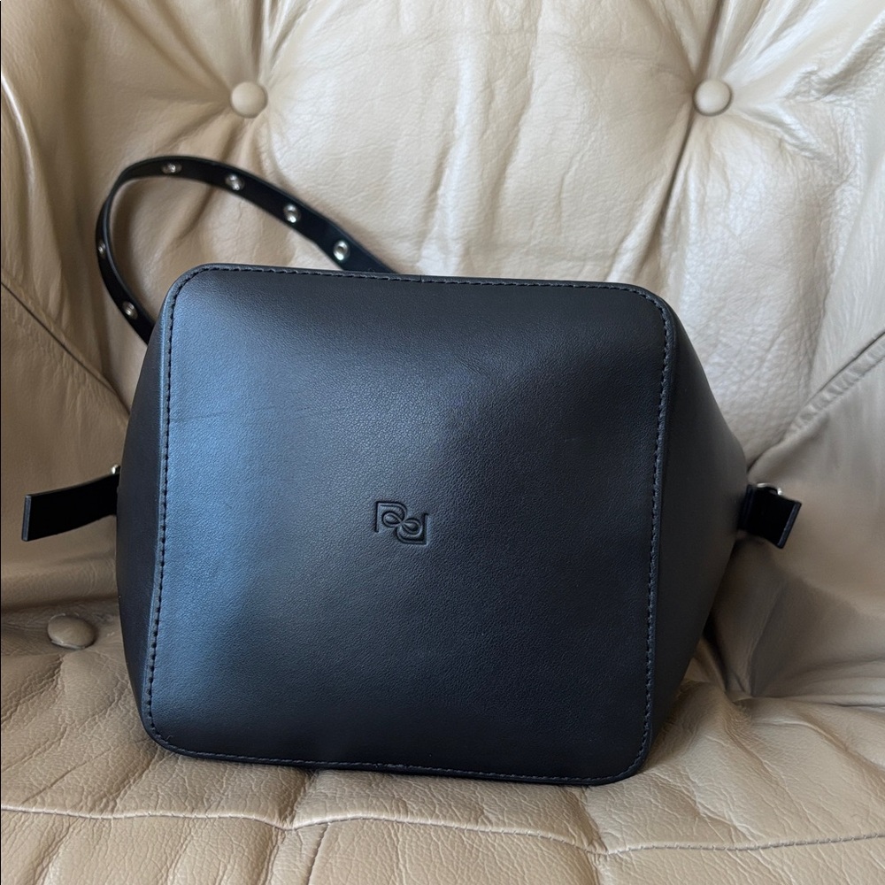 Reformation Black Rafaella Trapeze Tote Bucket Bag - Picture 3 of 11